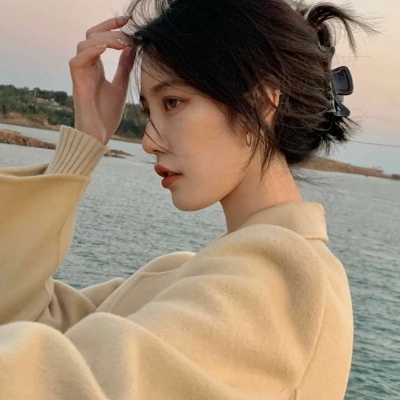高清好看的真人版头像小刘鸭女生头像图片