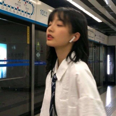 高清好看的真人版头像小刘鸭女生头像图片