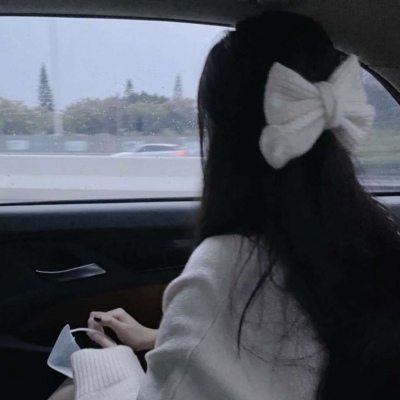 头像头像画中画女生图片