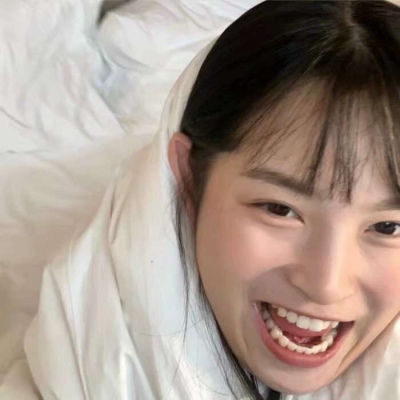 头像头像画中画女生图片
