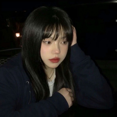 2021超好看的仙气飘飘的女生背面头像图片
