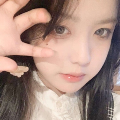 2021最火漫画女生头像闺蜜一对两张图片