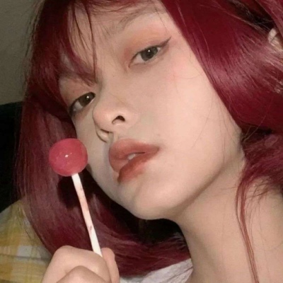 2021最火黑白头像女生抽烟图片