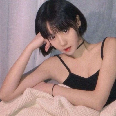 高清好看的唯美插画头像女生图片