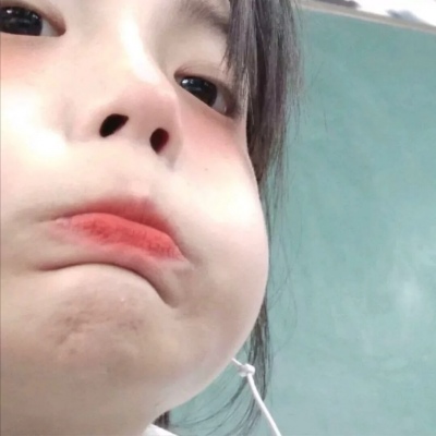 2021最火漫画头像 女生侧脸图片