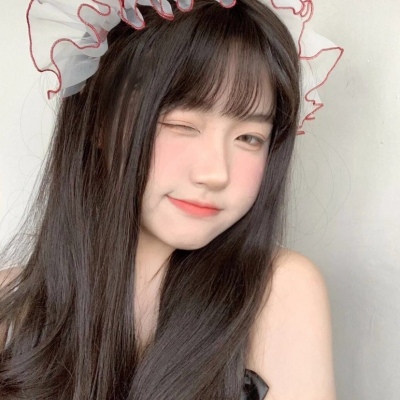 2021最火漫画头像 女生侧脸图片