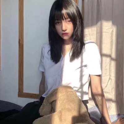 高清好看的头像图片2021最火爆动漫手的头像女生图片
