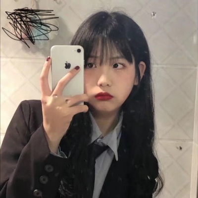 高清好看的头像图片2021最火爆动漫手的头像女生图片