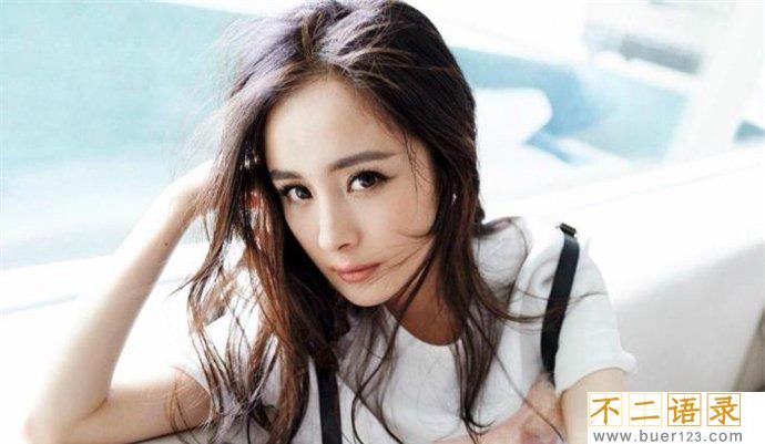 杨幂胸有多大图片 杨幂的比基尼装让人流鼻血图片
