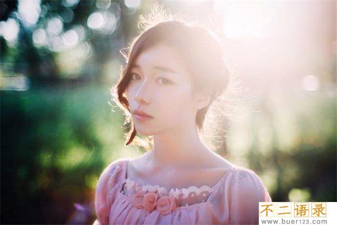 和单位已婚少妇在车子越来越疯狂地做愛听着下面会湿的声音图片
