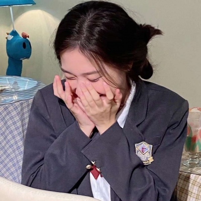 2021年最火的女生头像校园小清新11岁图片