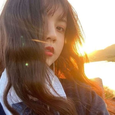 2021超仙手机动漫卡通头像女生图片