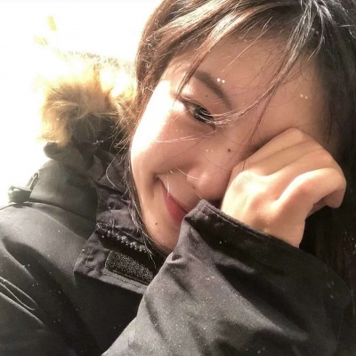2021微信头像真人长发清新女生头像侧脸图片