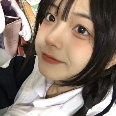 2021微信头像真人长发清新女生头像侧脸图片