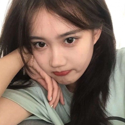 2021微信头像真人长发清新女生头像侧脸图片