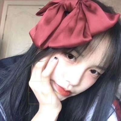 2021年最流行的微信头像可爱温柔图片女生头像戴眼镜有气质图片