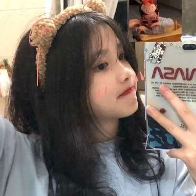 2021年最流行的微信头像可爱温柔图片女生头像戴眼镜有气质图片