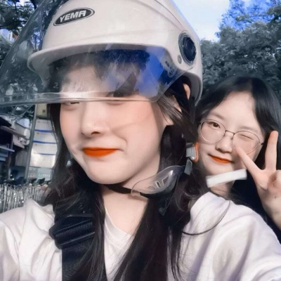 高清2021年最火的闺蜜qq头像粉色背景可爱女生图片