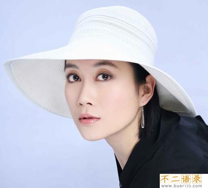 温峥嵘演的三级 温峥嵘演的大尺度寡妇剧照图片