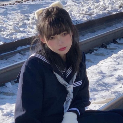 高清好看的头像冬天犯人的女生微信头像图片
