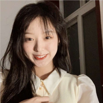 2021年2021侧脸女生长发飘逸头像图片