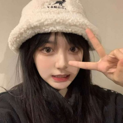 2021年黑白猛男女生头像图片
