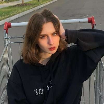 欧美头像图片蜡笔小新女生用头像图片