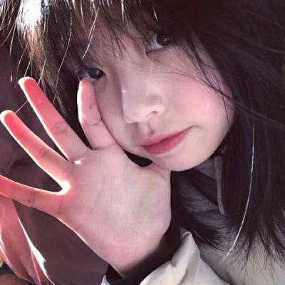2021红衣服小清新头像女生
