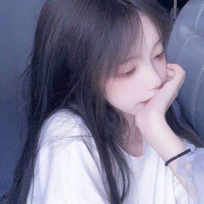 2021红衣服小清新头像女生图片