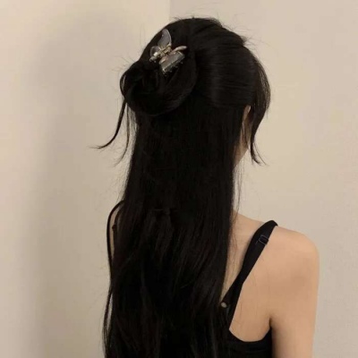 QQ2021真人女生可爱头像图片图片