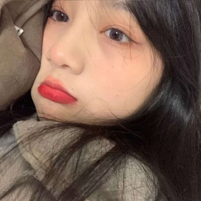 高清好看的高级小众简笔画动态qq头像女生图片