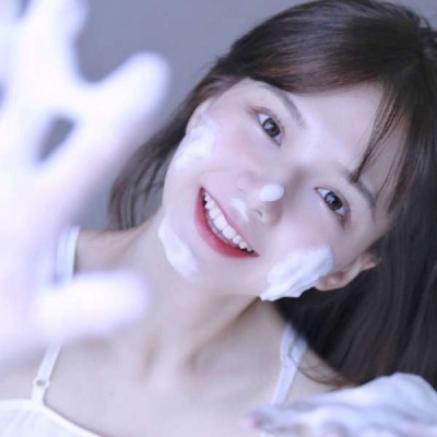 可可爱爱真人女生头像可爱图片