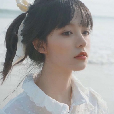 唯美意境吃西瓜的女生动漫头像欧美图片