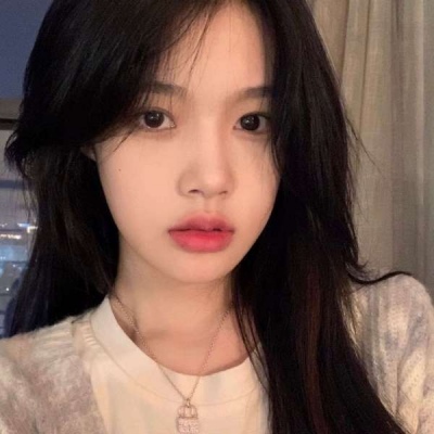 2021最新qq真人被甩了的头像女生图片