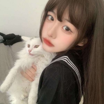 2021最新qq真人被甩了的头像女生图片