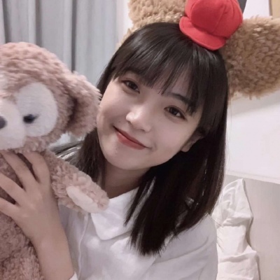 2021年最火的闺蜜可爱的戴眼镜动漫女生头像卡通图片图片