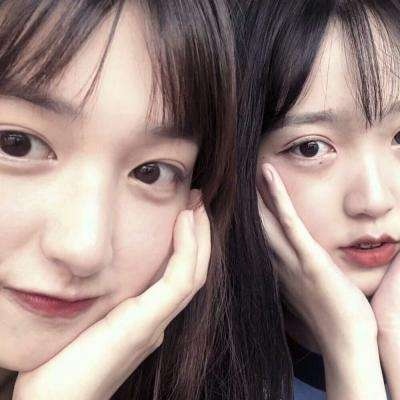 2021年最火的闺蜜可爱的戴眼镜动漫女生头像卡通图片图片
