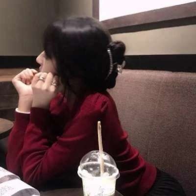 2021年衬衫校服女生头像女生图片