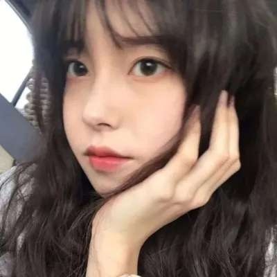 2021年流行微信头像动漫女生美丽头像图片 黑化图片