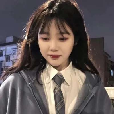 2021年流行微信头像动漫女生美丽头像图片 黑化图片