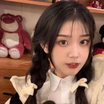 2021年流行微信头像动漫女生美丽头像图片 黑化图片
