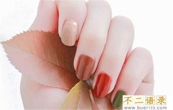 2018适合夏天的单色美甲 2018美甲图片最新款型图片