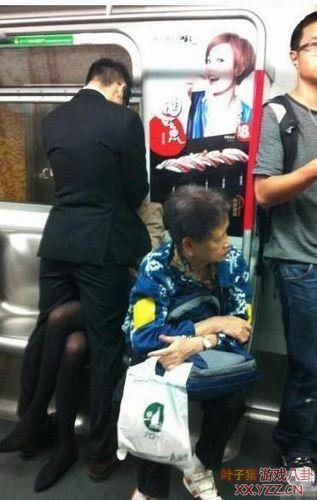 都说了黑丝不是亮点