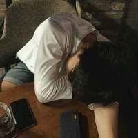 令人动心的帅气动漫手绘男生短发女生头像图片
