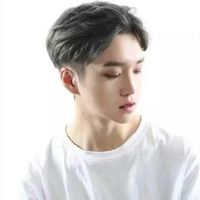 微信情侣头像女生拽男生领带动漫图片