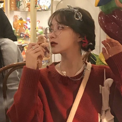 高清好看的2021年最新时尚的女生qq头像图片