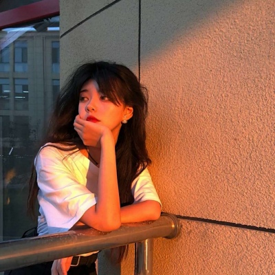 高清好看的2021年最新时尚的女生qq头像图片