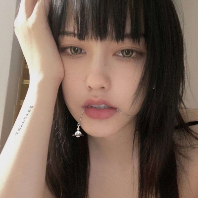 微信头像女生闺密头像霸气带字图片