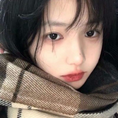 2021好看微信头像动漫头像霸气伤感头像黑白头像女生带字图片