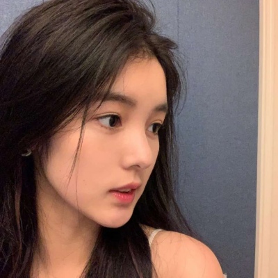 高清好看的2021年最流行简单头像图片女生可爱图片